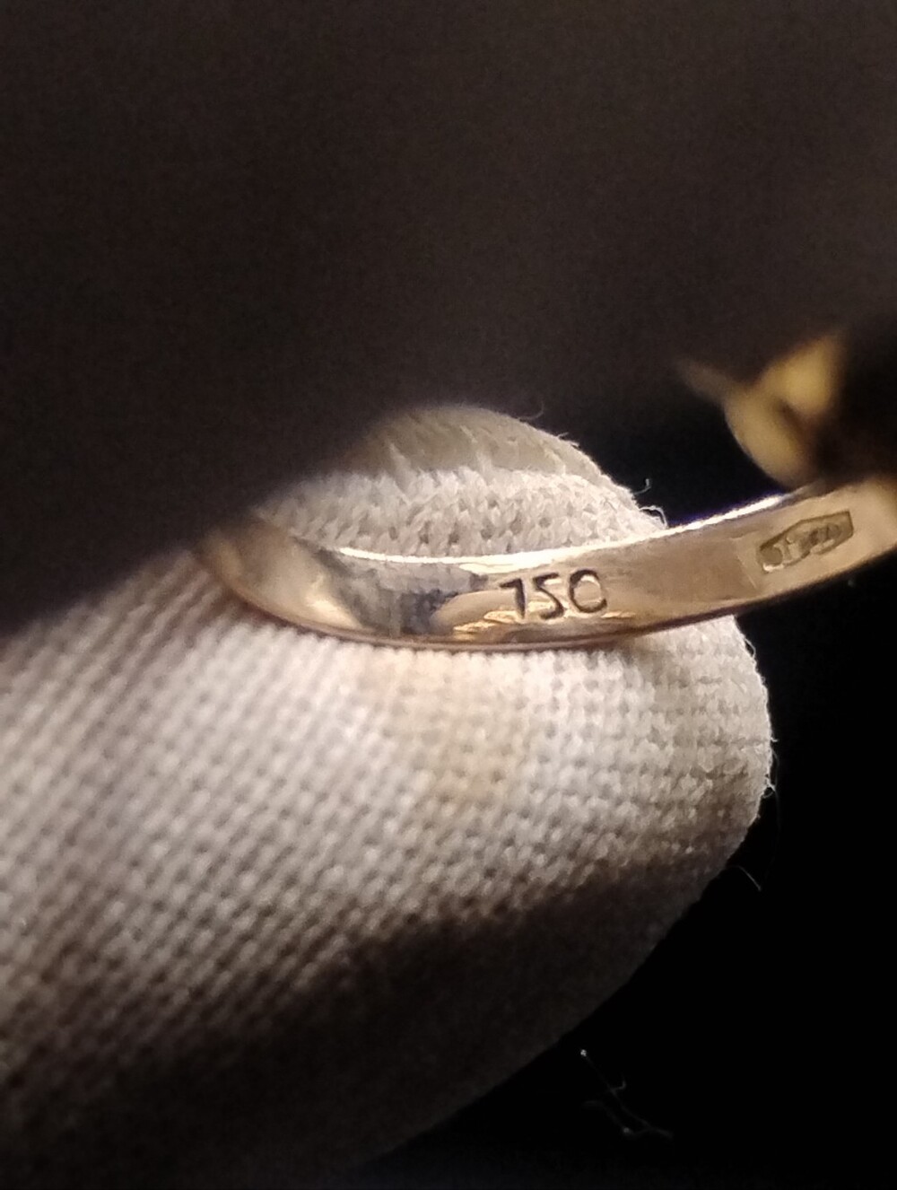 Antique/Vintage Topaz Solitaire Ladies Ring & 18k Gold - Picture 9 of 9